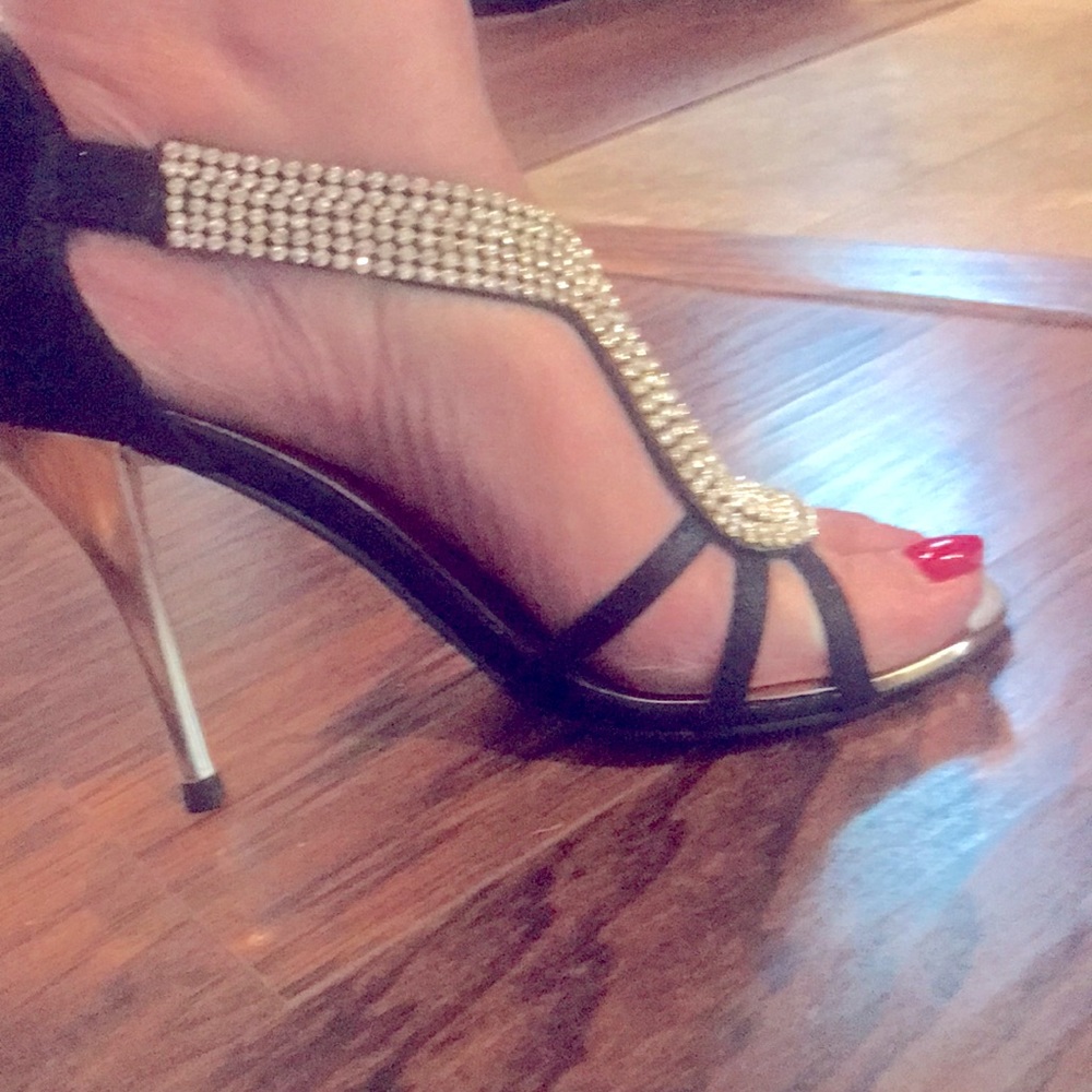 Valenti Franco Black & Gold Jewel Heels